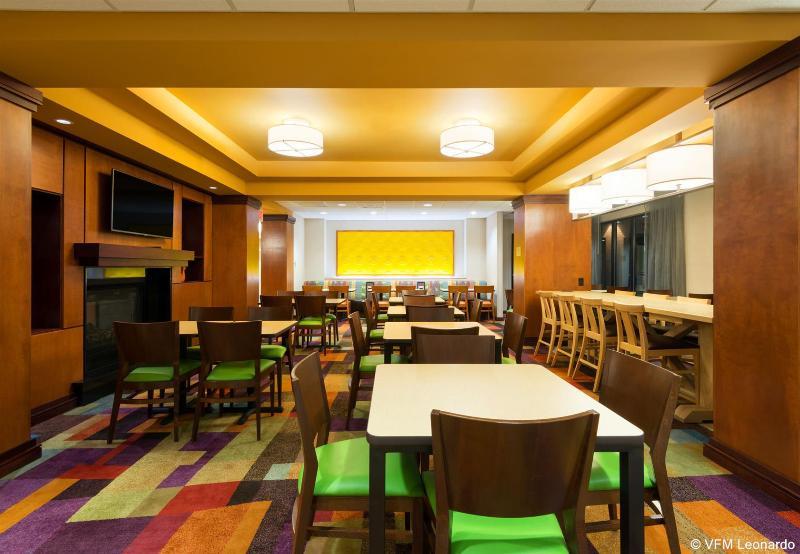 Fairfield Inn & Suites Louisville Downtown Εξωτερικό φωτογραφία