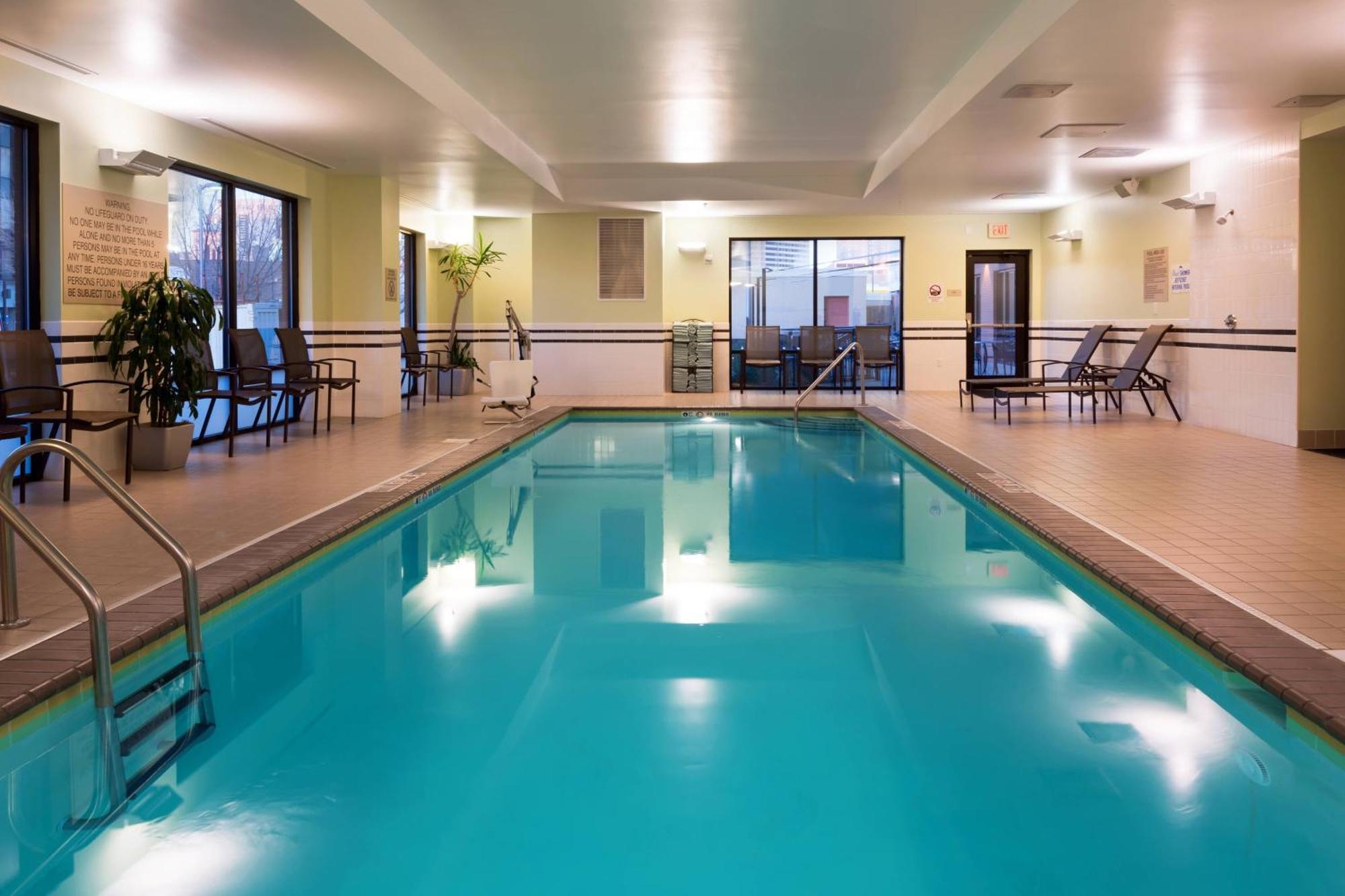 Fairfield Inn & Suites Louisville Downtown Εξωτερικό φωτογραφία