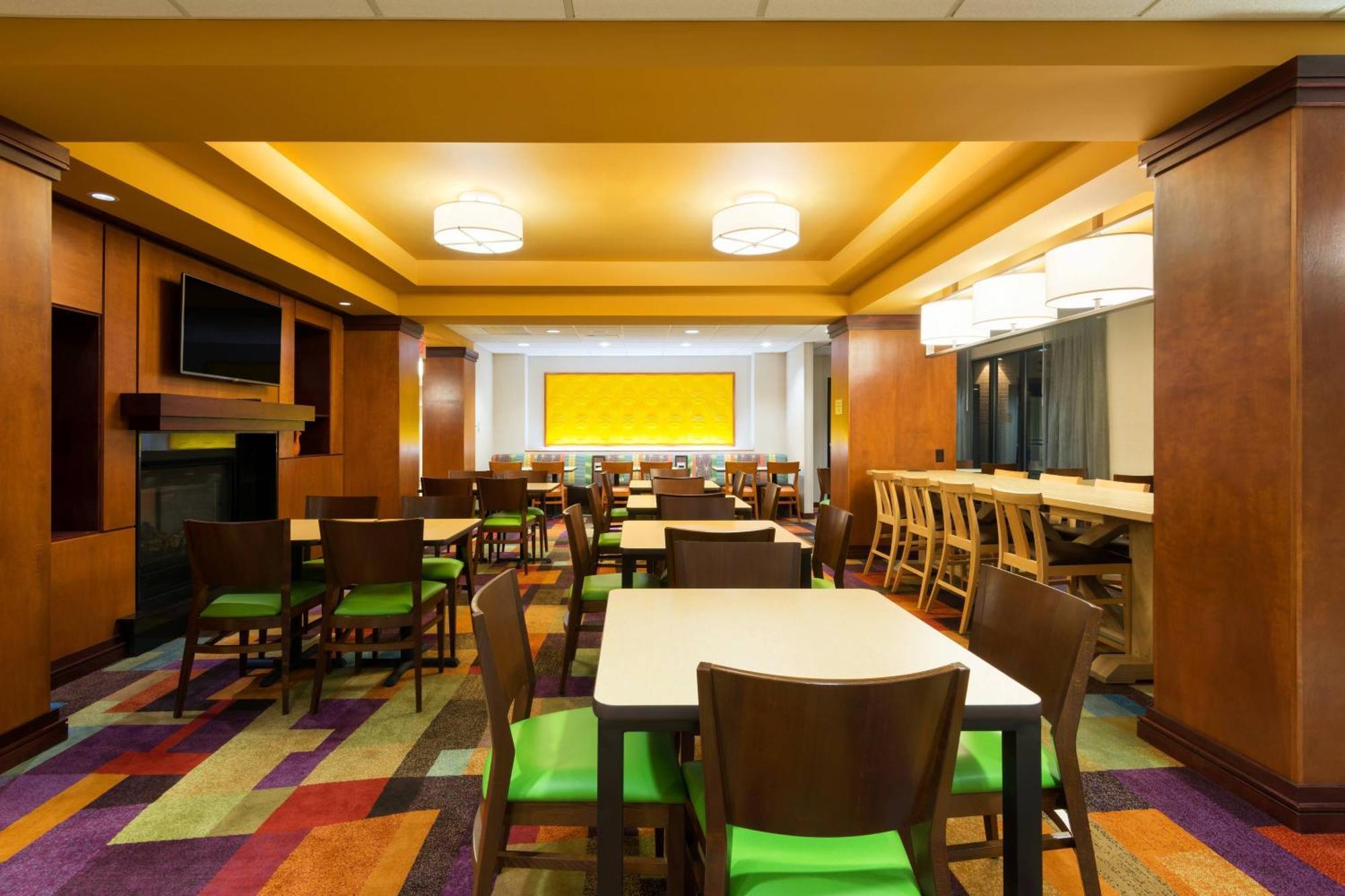 Fairfield Inn & Suites Louisville Downtown Εξωτερικό φωτογραφία
